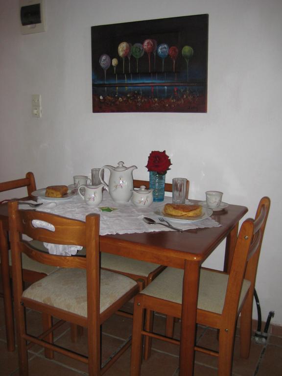 Apartment Τουριστικεσ Επιπλωμενεσ Κατοικιεσ Φροσω Χωριατη Agios Kirykos (Ikaria)